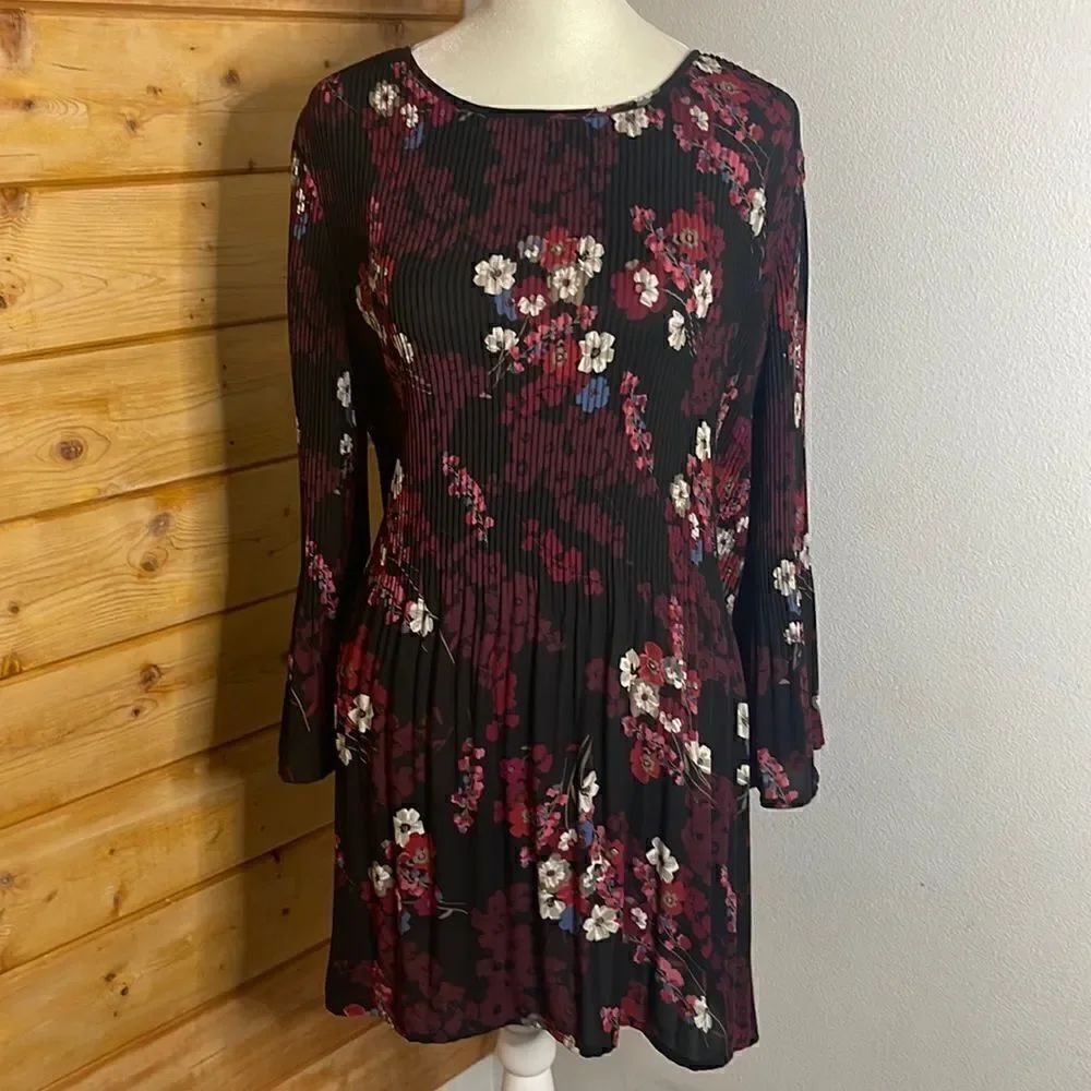 J. Jill floral blouse.  Size Medium.